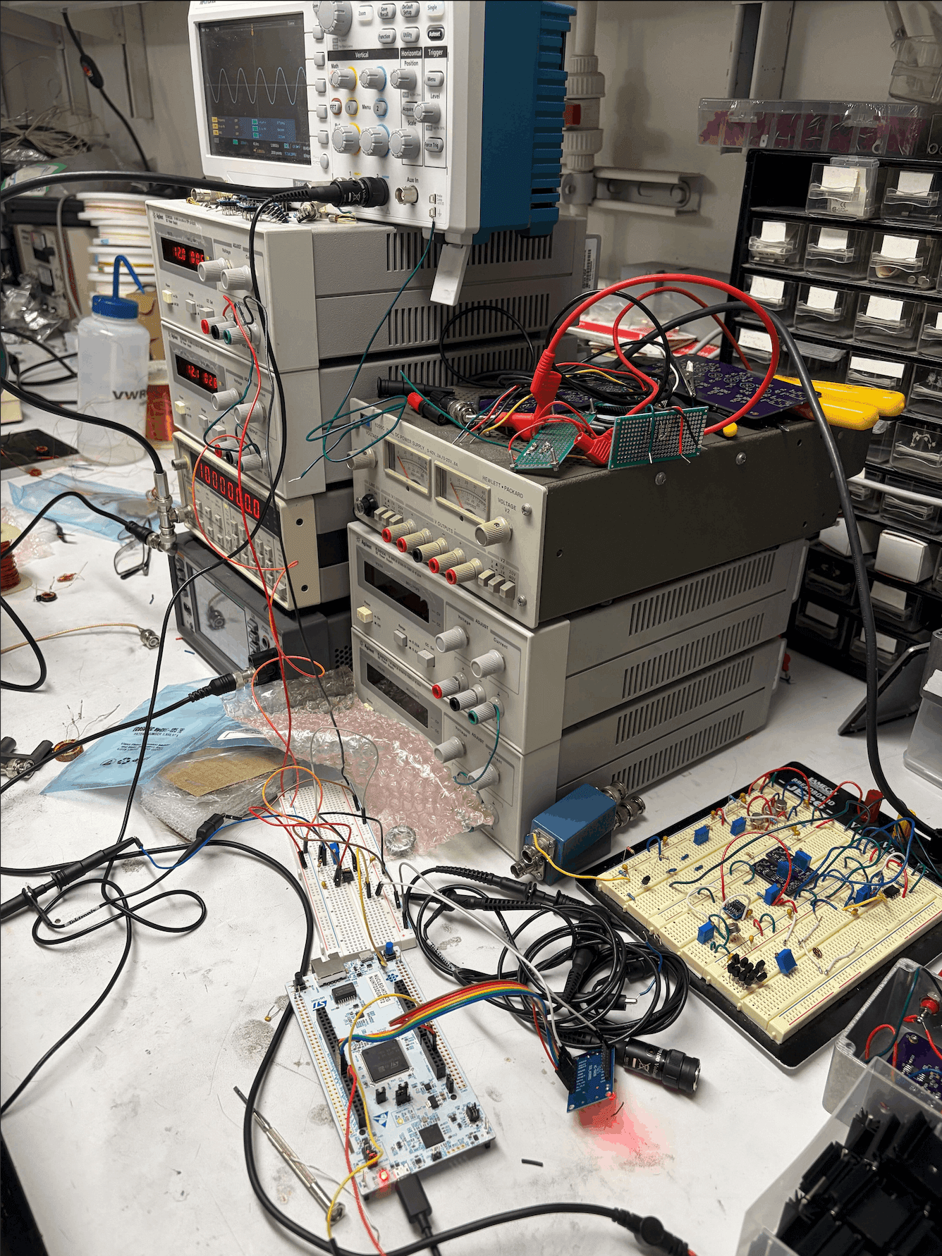 High-Voltage RF Waveform Generator